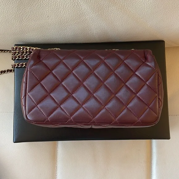 Chanel mini rectangular flap bag - Picture 3 of 10